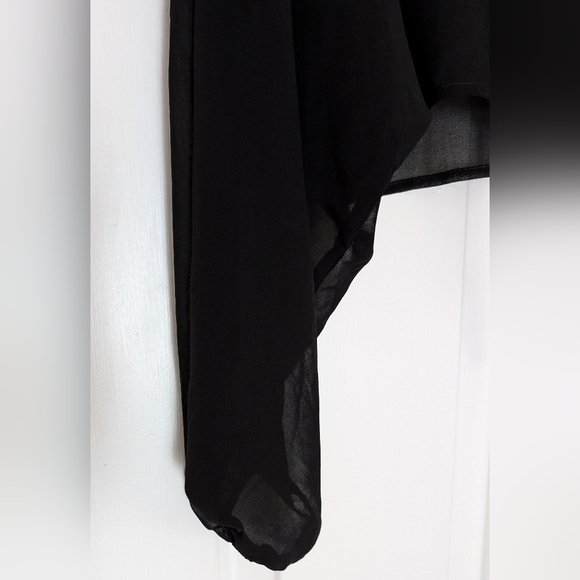 seven•seven Fabulous Sheer Dropped Shoulder Half Top - Picture 3 of 8